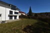 Bevorzugte Aussichtslage - großzügige Doppelhaushälfte in Weingarten - Südseite und Garten