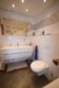 Große 3 Zimmer-Wohnung mit guter Ausstattung in Ravensburg - Teilansicht 1 Badezimmer