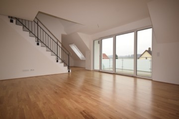 4,5 Neu­bau Dach­ge­schoss-Wohung in idyl­li­scher Lage von Schmalegg, 88213 Ravensburg, Dachgeschosswohnung