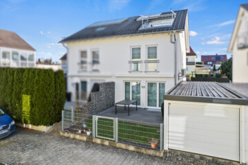 Exklu­siv & ener­gie­ef­fi­zi­ent: Dop­pel­haus­hälfte in FN-Ailingen, 88048 Friedrichshafen / Ailingen, Doppelhaushälfte
