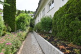 Drei-Zimmer-Wohnung in begehrter Südstadtlage von Ravensburg - Weg zum Hauseingang