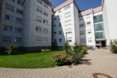 Zentrale Lage in Ravensburg-Weißenau: 1-Zimmer-Wohnung mit Balkon und schönen Ausblick - Hausansicht