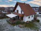 Freistehendes Einfamilienhaus auf großem Grundstück in Meckenbeuren - Luftbild